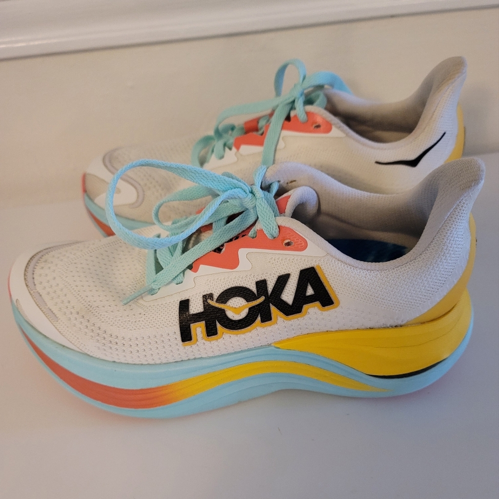 Hoka Skyward X Womens Size 9